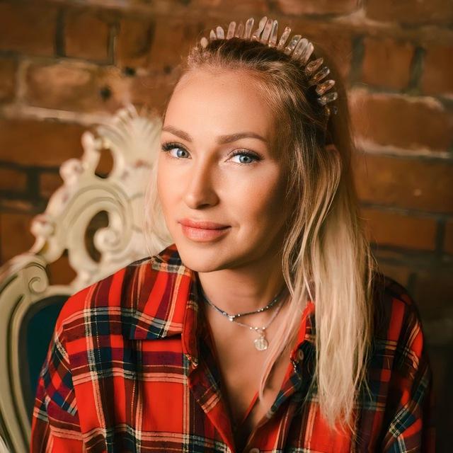 Юлия Джей